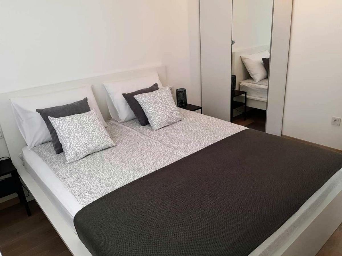 Apartment Pepina Vodice Exterior photo